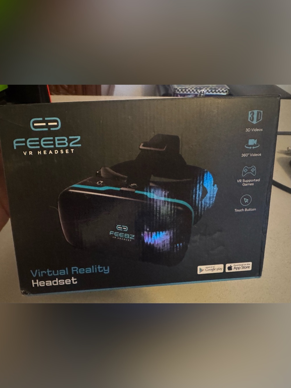 Feebz VR Headset for iPhone & Android - Sealed New in Box